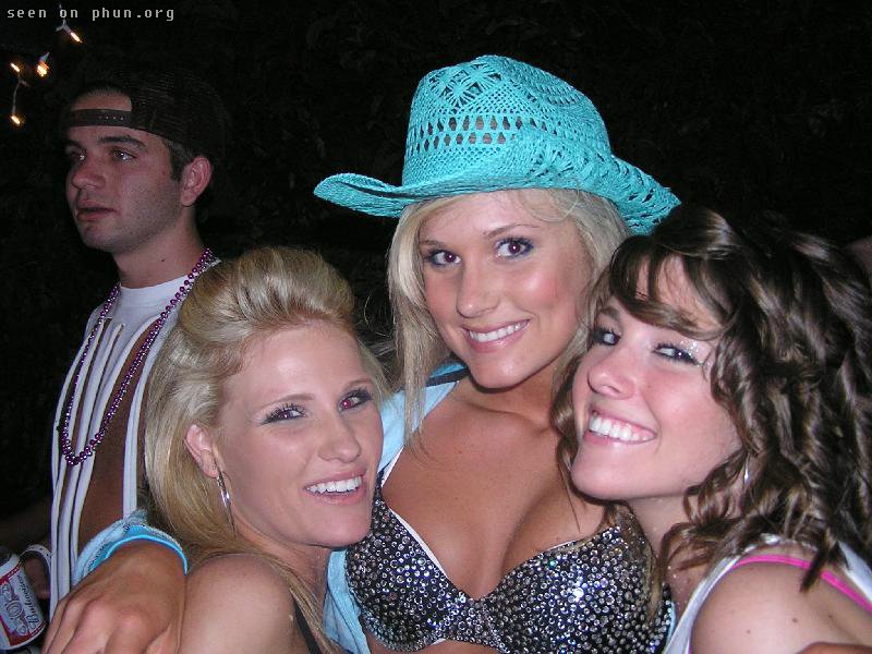 Las chicas solo quieren divertirse II