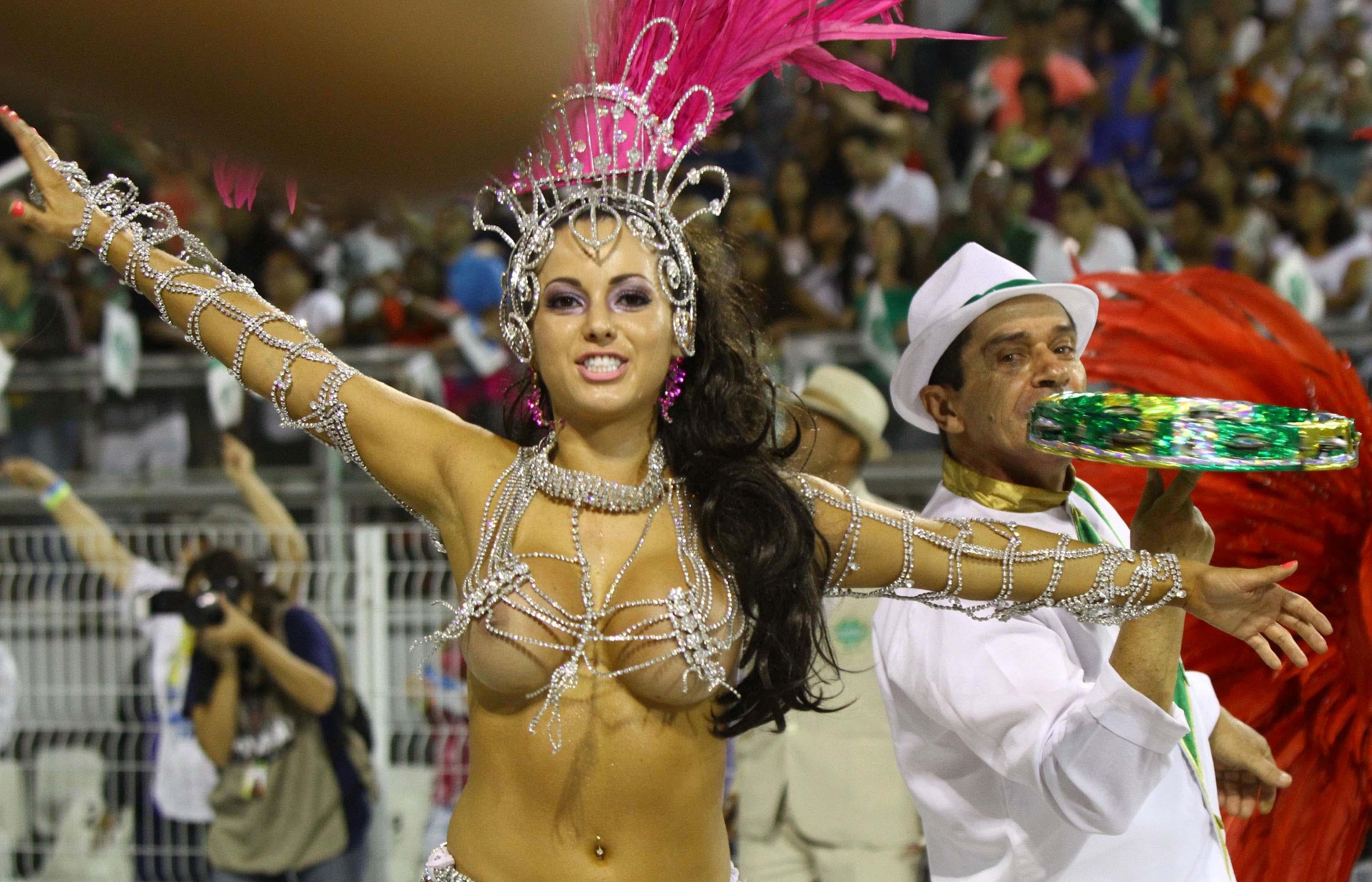 Nude carnival babes — photo 13
