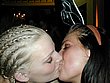 kissing_girls_064.jpg