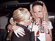 kissing_girls_103.jpg