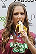 lucy_pinder_michelle_marsh_099.jpg