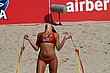 beach_volleyball_cheerleader_36.jpg