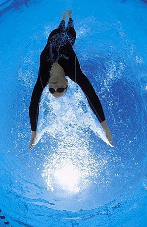 one_piece_swimsuits_27.jpg