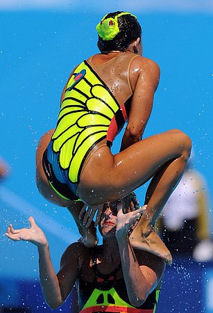 one_piece_swimsuits_3.jpg