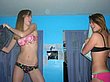 pillow_fighting_girls_07.jpg