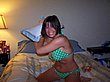 pillow_fighting_girls_13.jpg