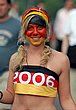 sexy_soccer_fans_11.jpg