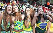 sexy_soccer_fans_44.jpg