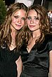 sexy_twins_26.jpg