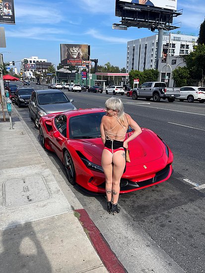 bonus_butts_14559.jpg