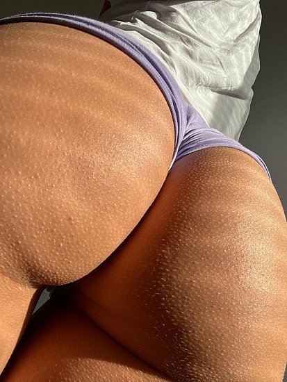 bonus_butts_14674.jpg