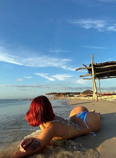 bonus_butts_17756.jpg