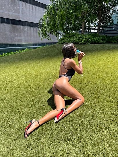 bonus_butts_19226.jpg