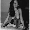 emily_ratajkowski_nude_19.jpg emily_ratajkowski_nude_19.jpg
