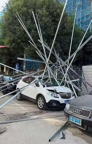 27657.jpg