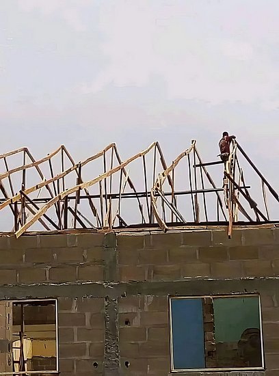 28485.jpg