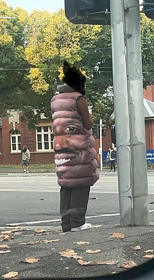 24015.jpg